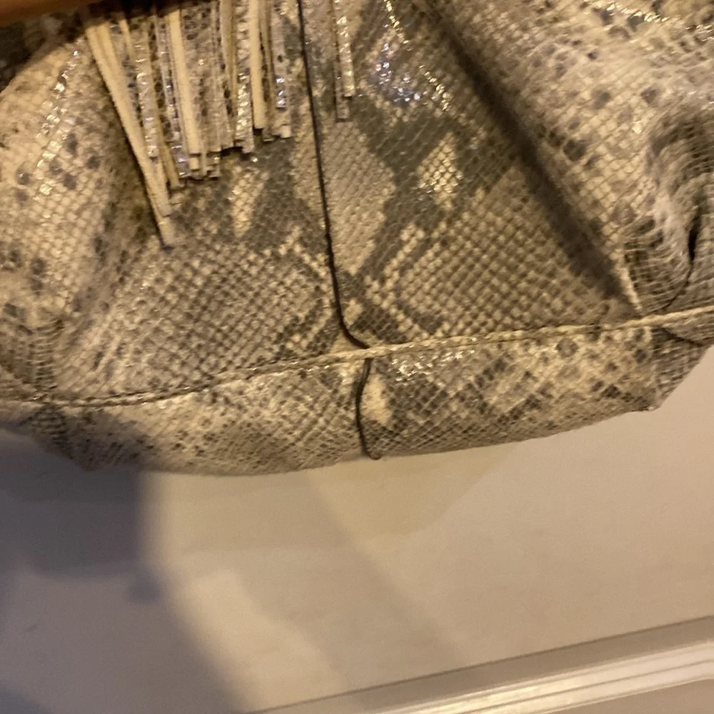 G.I.L.I. HOBO TOTE BLUSH-COLORED OSTRICH EMBOSSED LEATHER CONVERTIBLE LARGE NEW